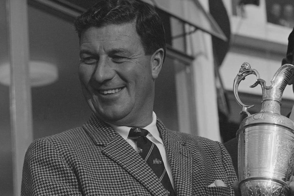 Peter Thomson celebrates with the Claret Jug in 1965